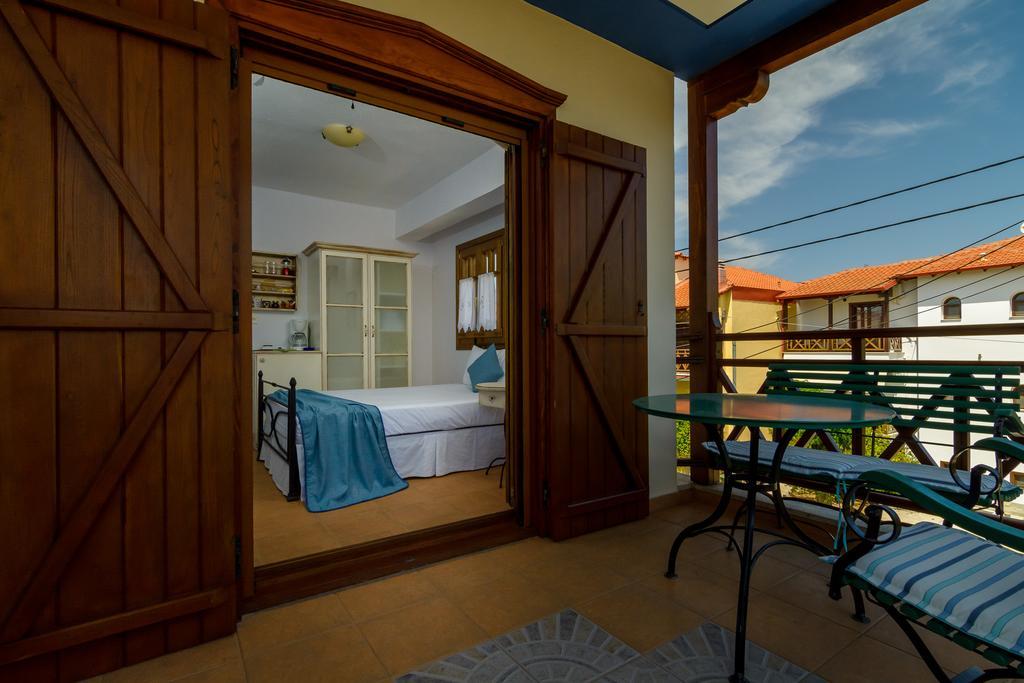 Hotel Niriides Amolianí Exterior foto